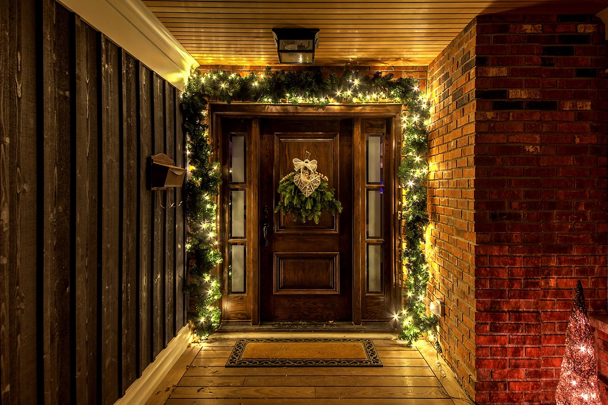 Decorate Your Front Door for Christmas